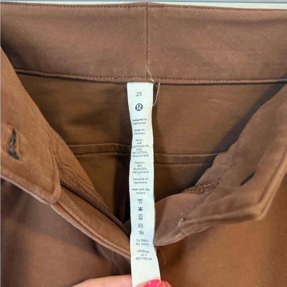 Lululemon City Sleek 5 Pocket Wide Leg High-Rise Pant in Roasted Brown - Picture 4 of 4